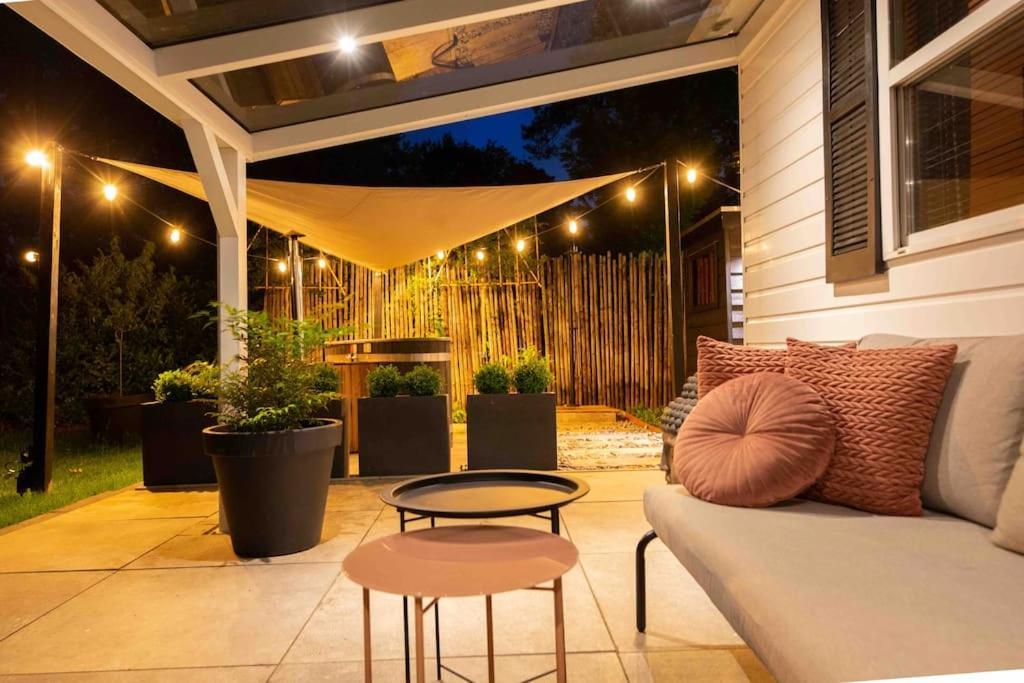 86, Bed & Outdoor Wellness - Sauna, Hottub, Icebath & Outdoor Shower Included! 奥斯特韦克 外观 照片