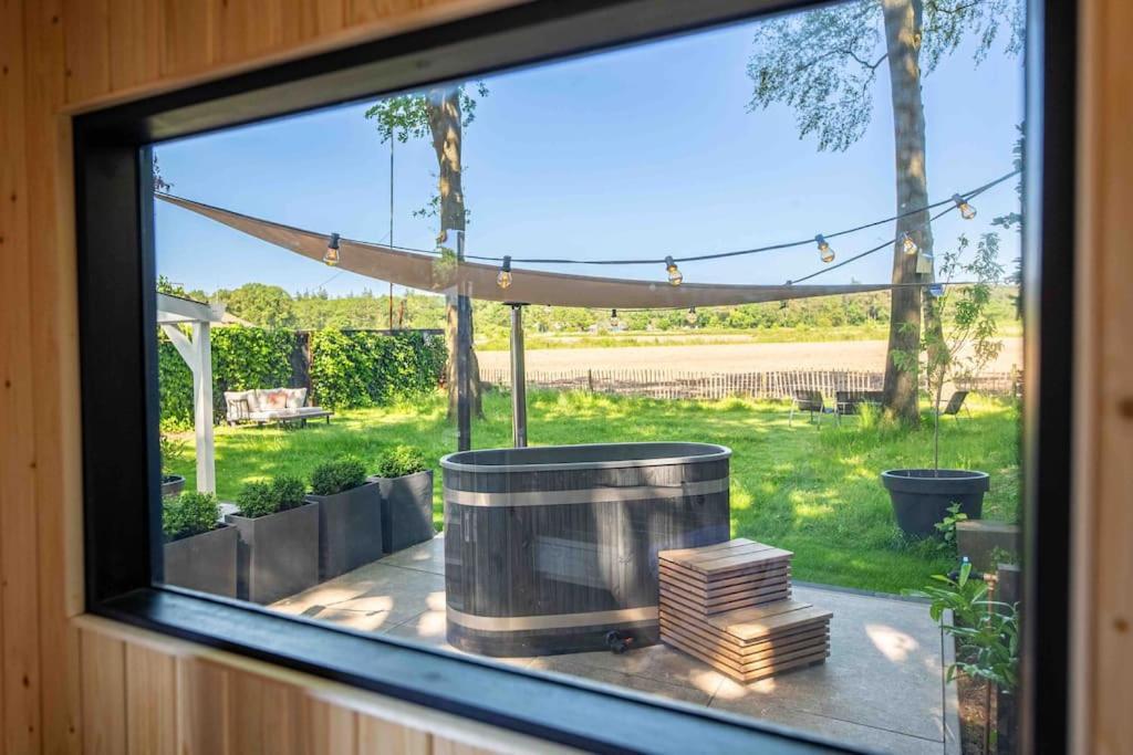 86, Bed & Outdoor Wellness - Sauna, Hottub, Icebath & Outdoor Shower Included! 奥斯特韦克 外观 照片