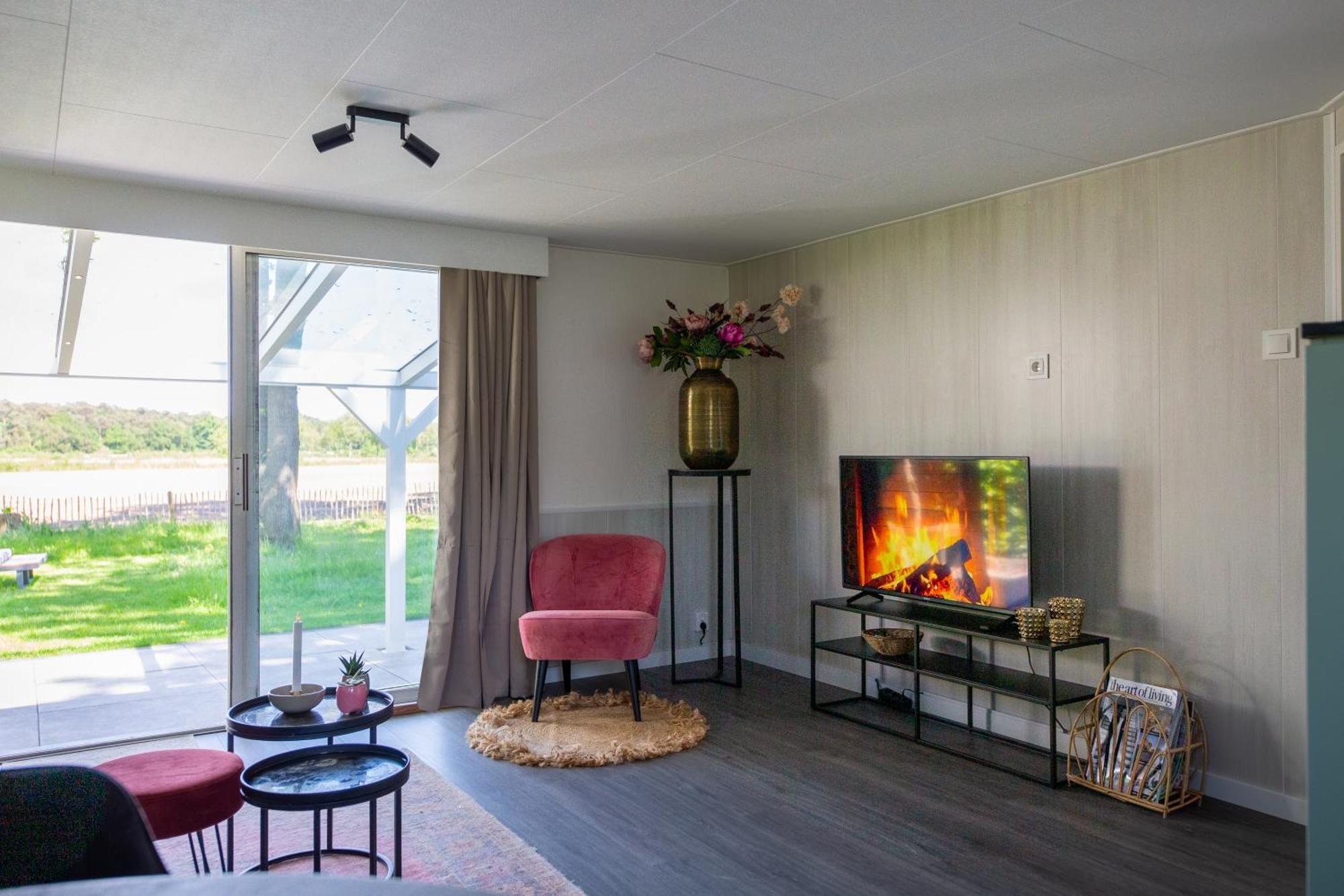 86, Bed & Outdoor Wellness - Sauna, Hottub, Icebath & Outdoor Shower Included! 奥斯特韦克 外观 照片